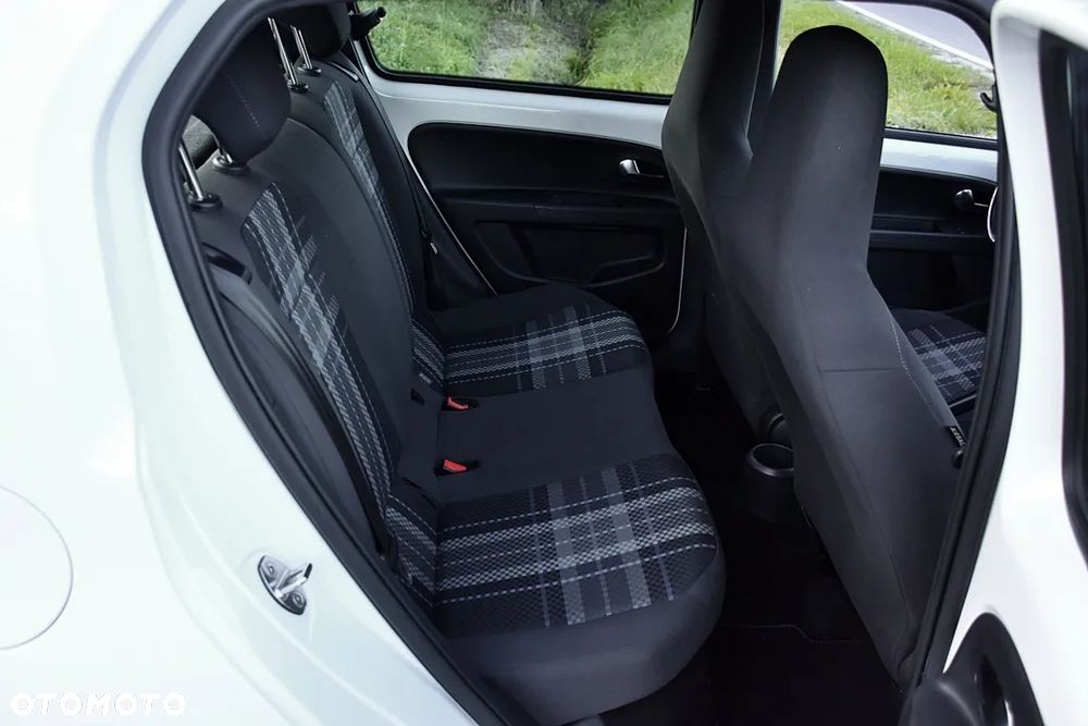 Volkswagen up! 1.0 move - 31
