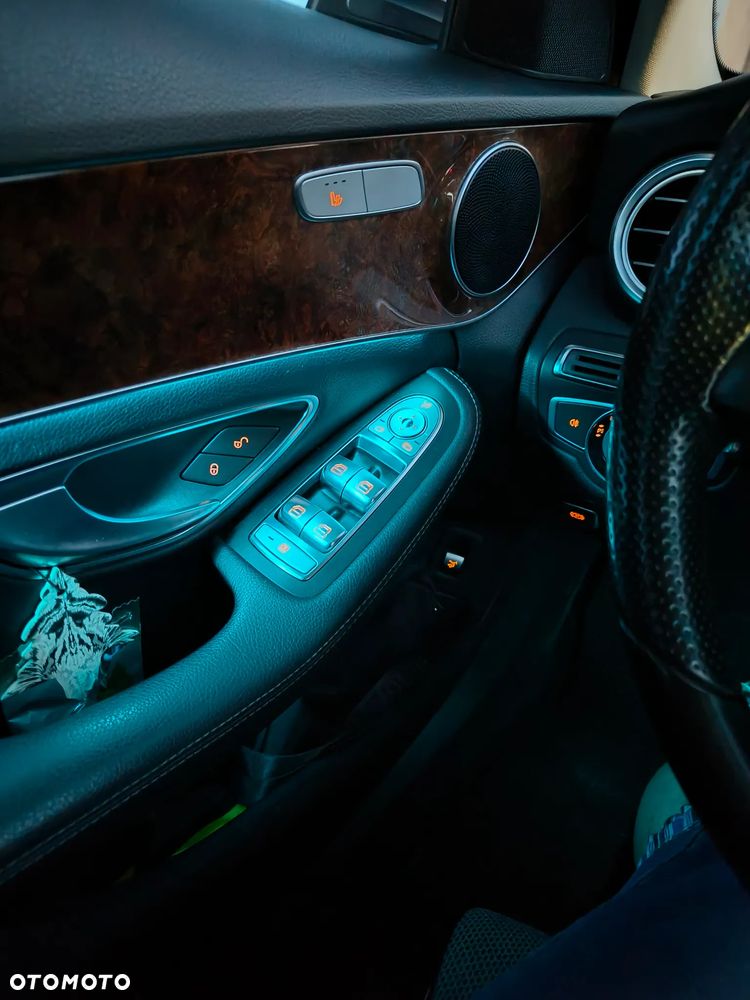 Mercedes-Benz Klasa C 200 4Matic 7G-TRONIC Avantgarde - 15