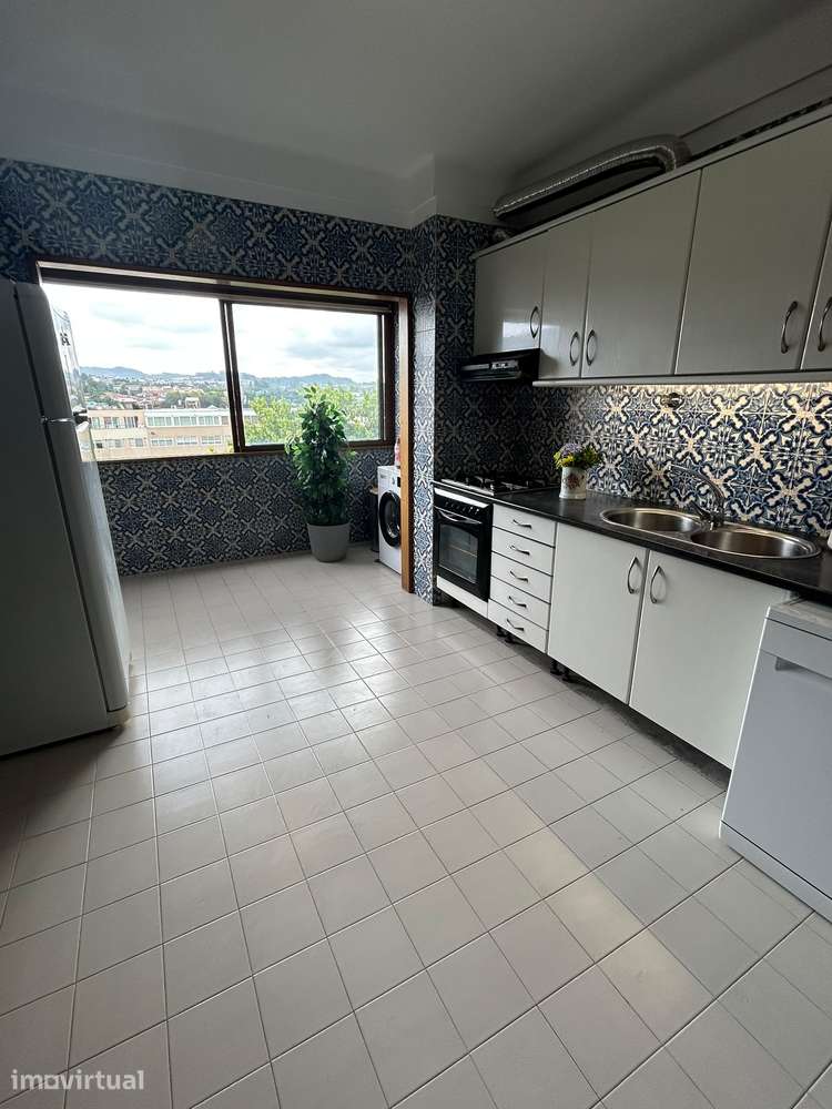 Apartamento T3 + 1 no Centro da Cidade em Guimarães - Grande imagem: 4/19