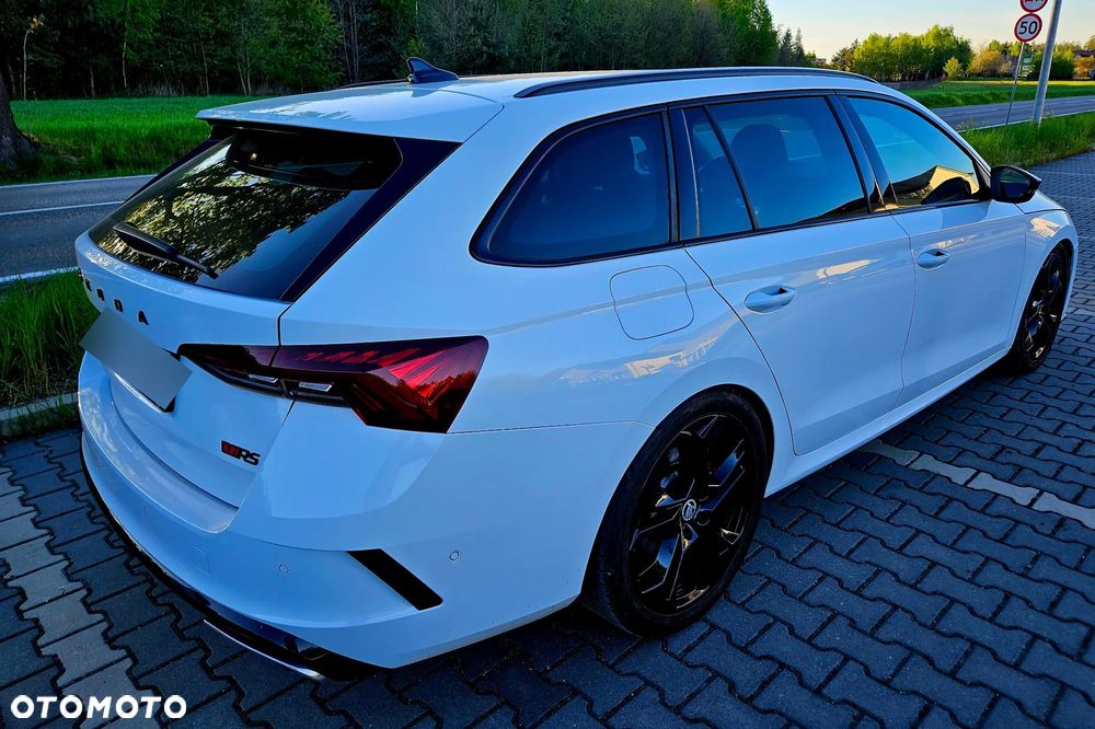 Skoda Octavia 2.0 TSI DSG RS - 5