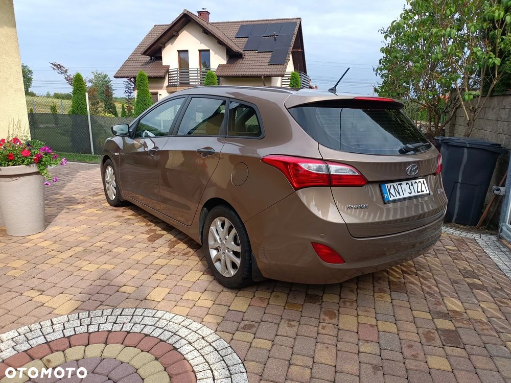 Hyundai i30 1.6 Classic - 10
