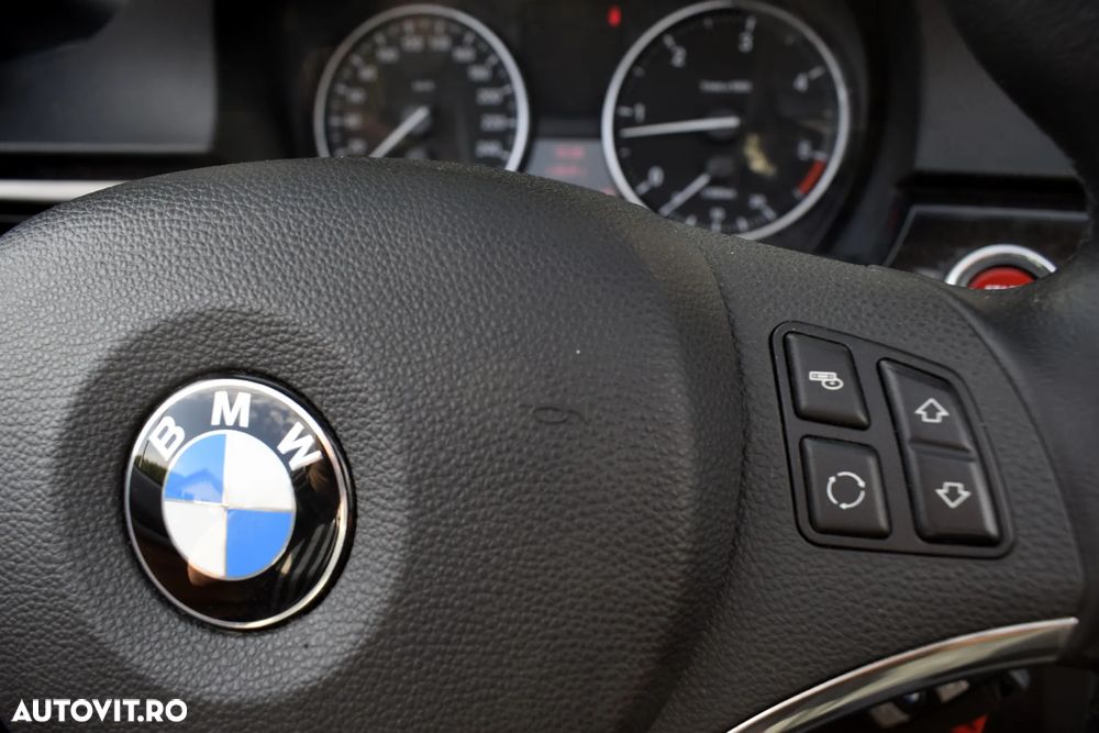 BMW Seria 3 320d Coupe Aut. Edition Exclusive - 18