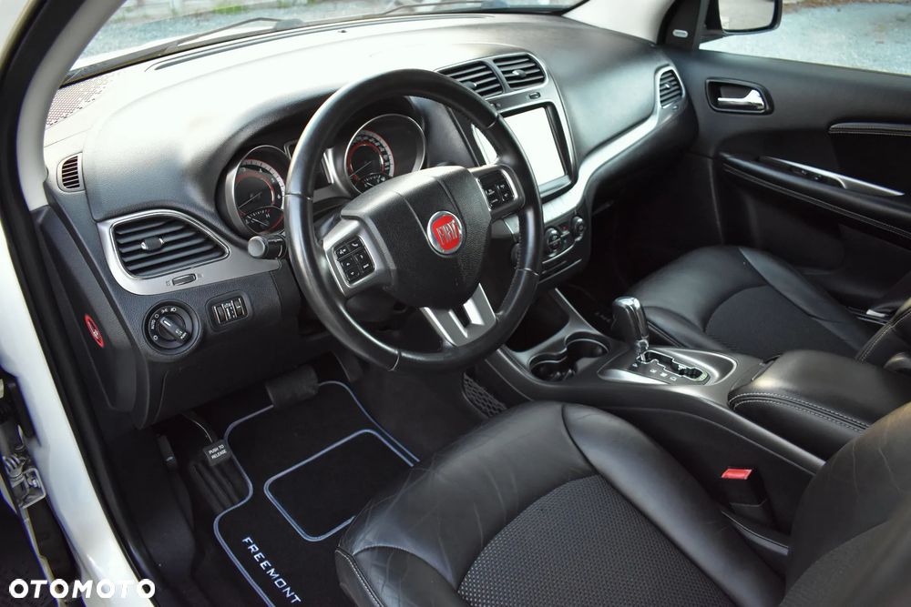 Fiat Freemont 2.0 Multijet 16V DPF Automatik Allrad Cross - 24