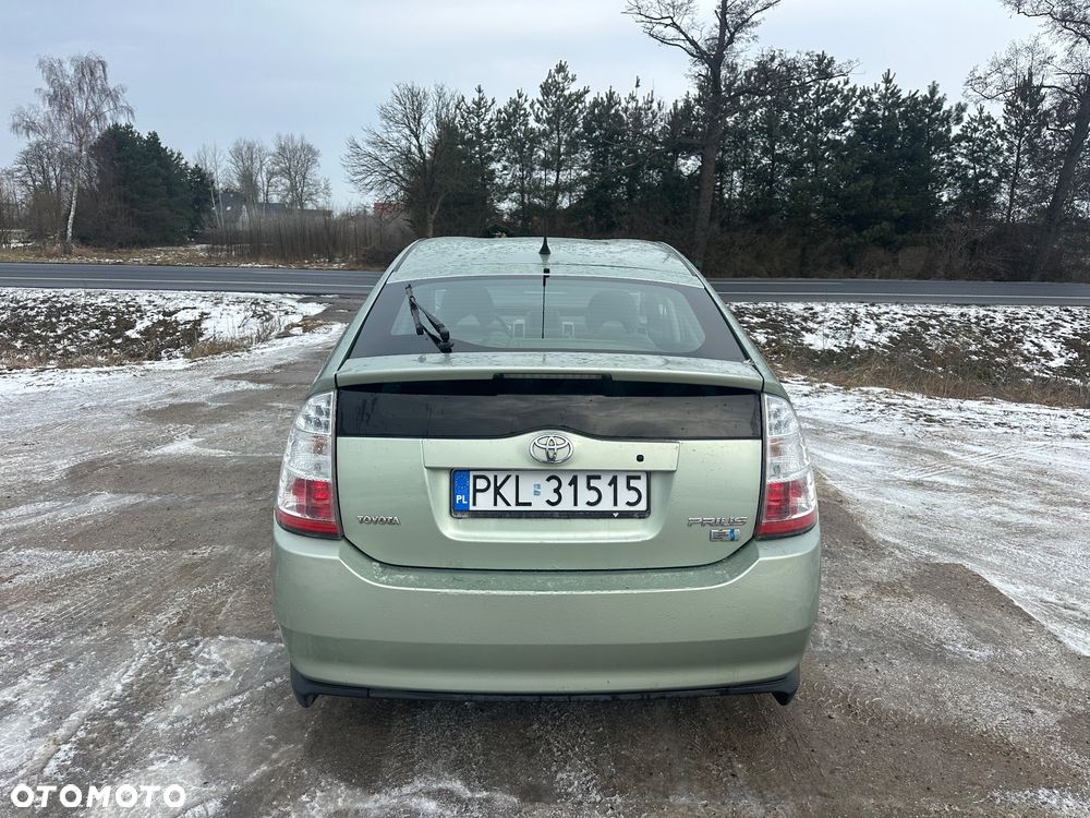 Toyota Prius 1.5 VVT-i Sol (nav) - 6
