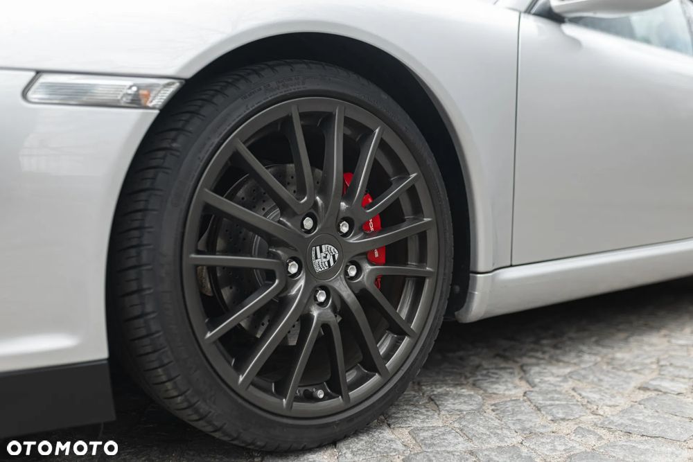 Porsche 911 Carrera Tiptronic S - 7