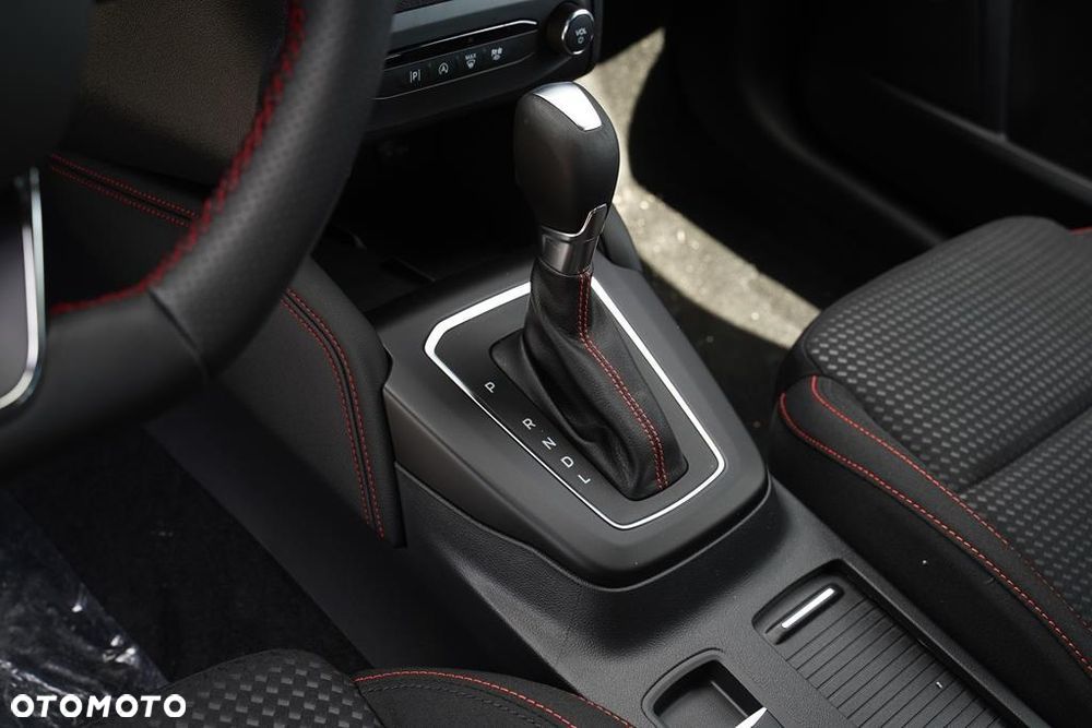 Ford Focus 1.0 EcoBoost mHEV ST-Line X - 22