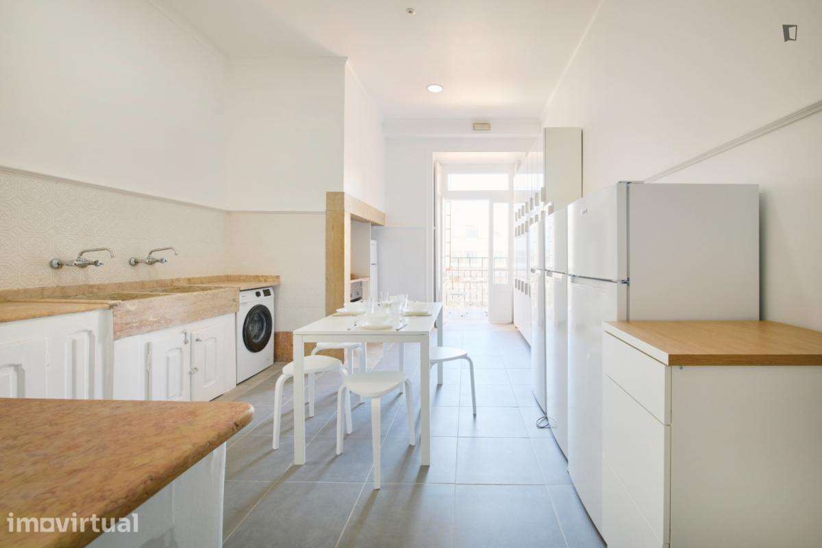 Quarto - localizado em Entrecampos Lisbon - Grande imagem: 2/49
