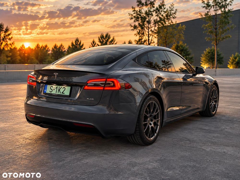 Tesla Model S 2022 photo 3