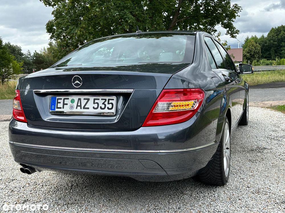 Mercedes-Benz Klasa C 180 Kompressor Avantgarde - 29
