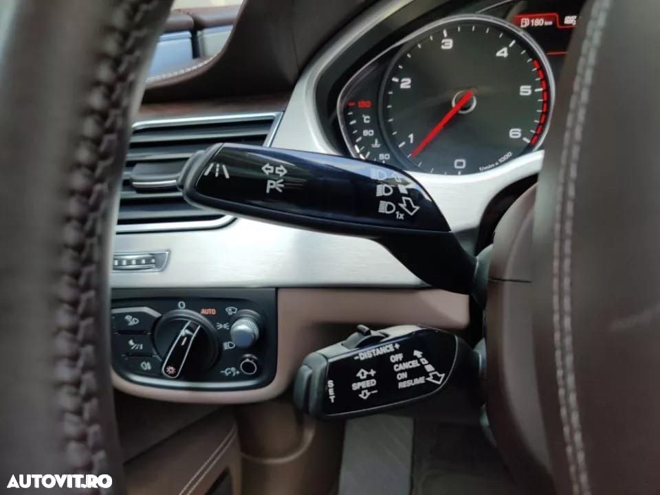Audi A8 4.2 TDI Quattro Tiptronic - 10