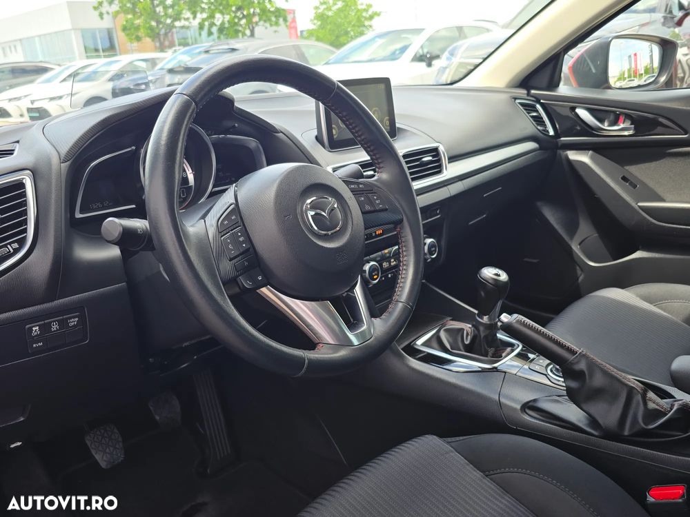 Mazda 3 G120 Revolution - 16