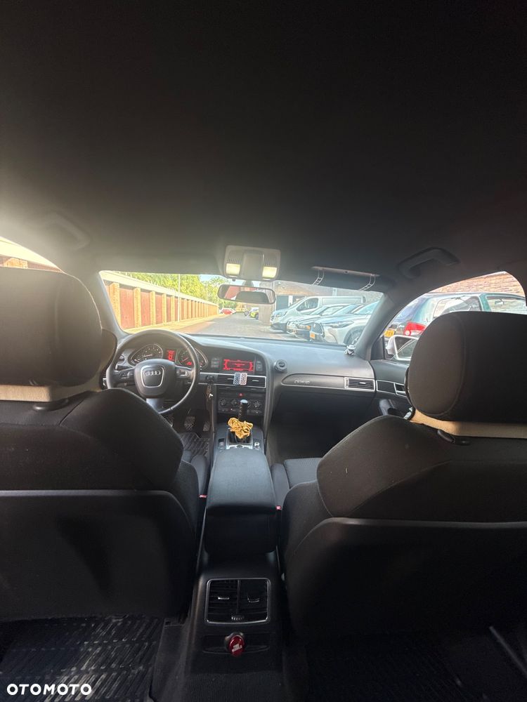 Audi A6 Avant - 21