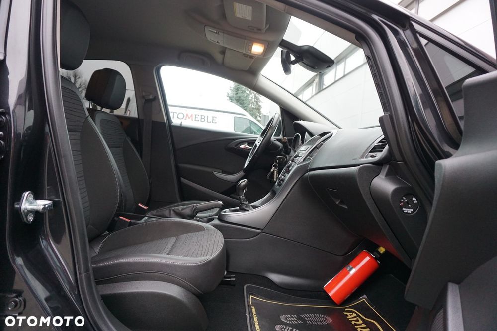 Opel Astra 1.4 Turbo Cosmo - 33