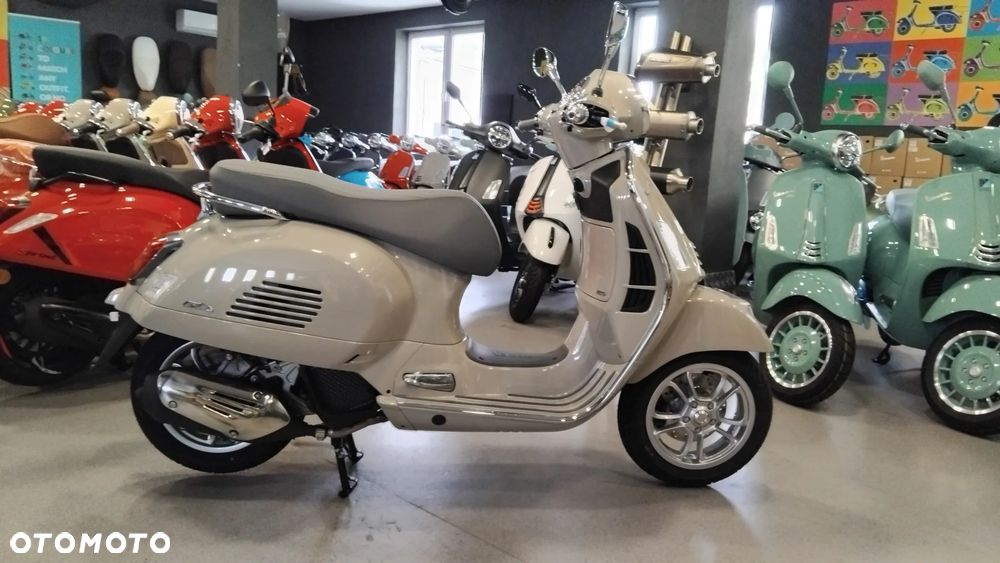 Vespa GTS - 2