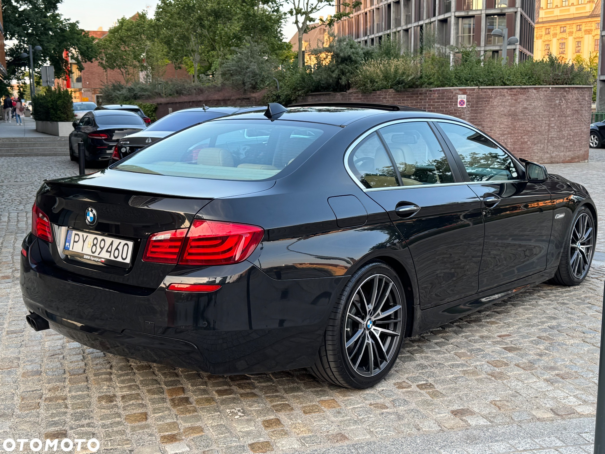 BMW Seria 5 528i Sport-Aut - 8