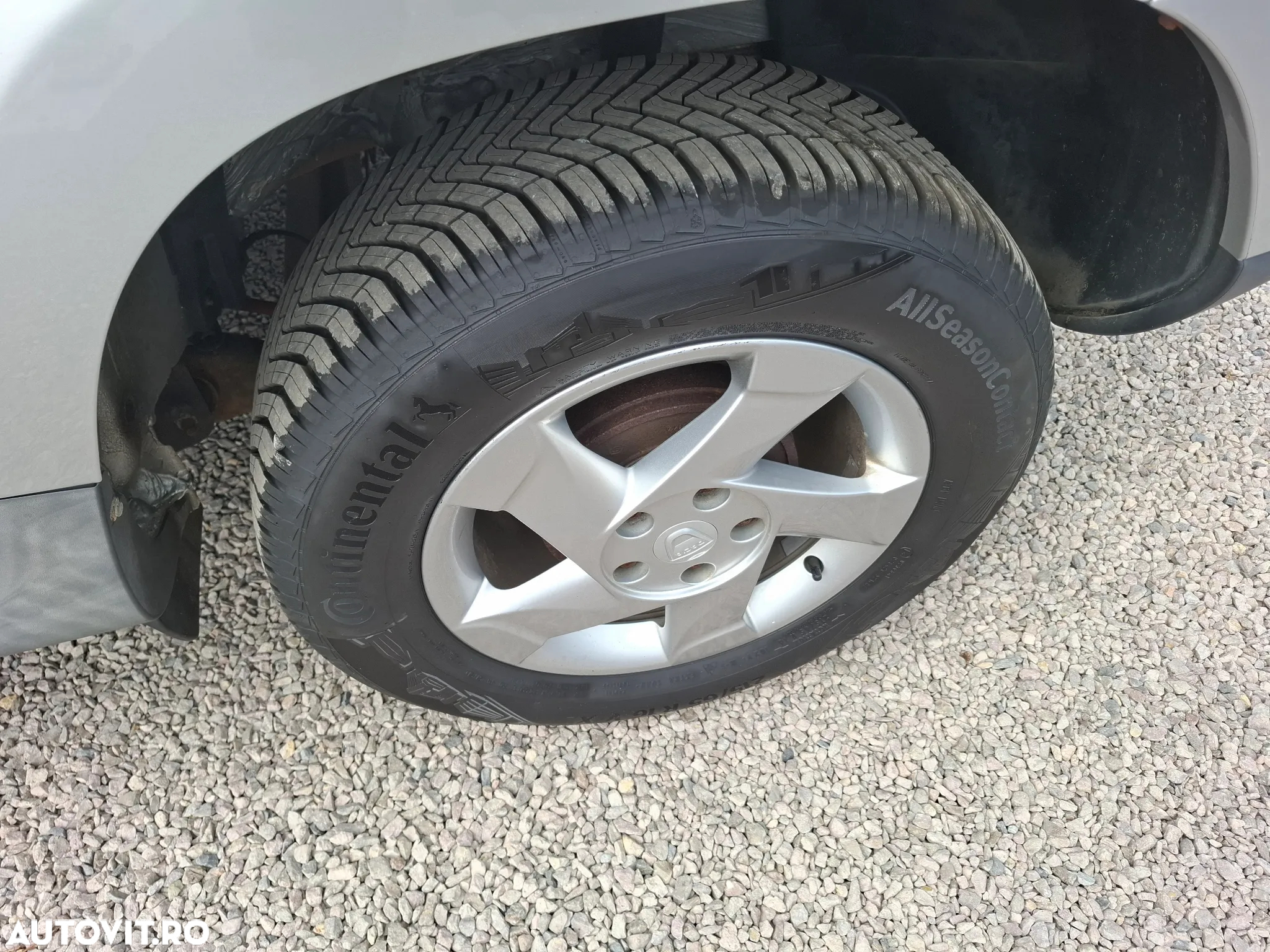 Dacia Duster 1.6 4x2 Prestige - 22