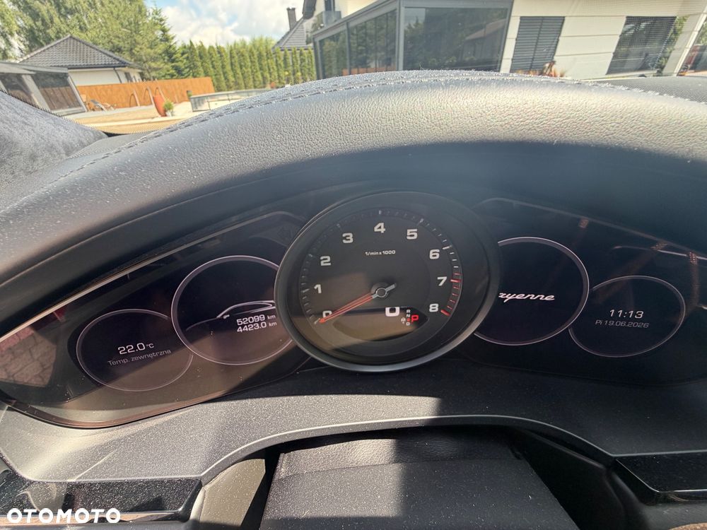 Porsche Cayenne - 5