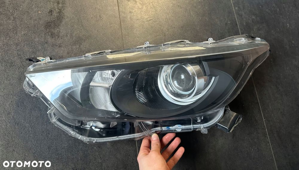 toyota yaris iv 4 19- lampa reflektor lewy przód soczewka koito k0-6 - 2