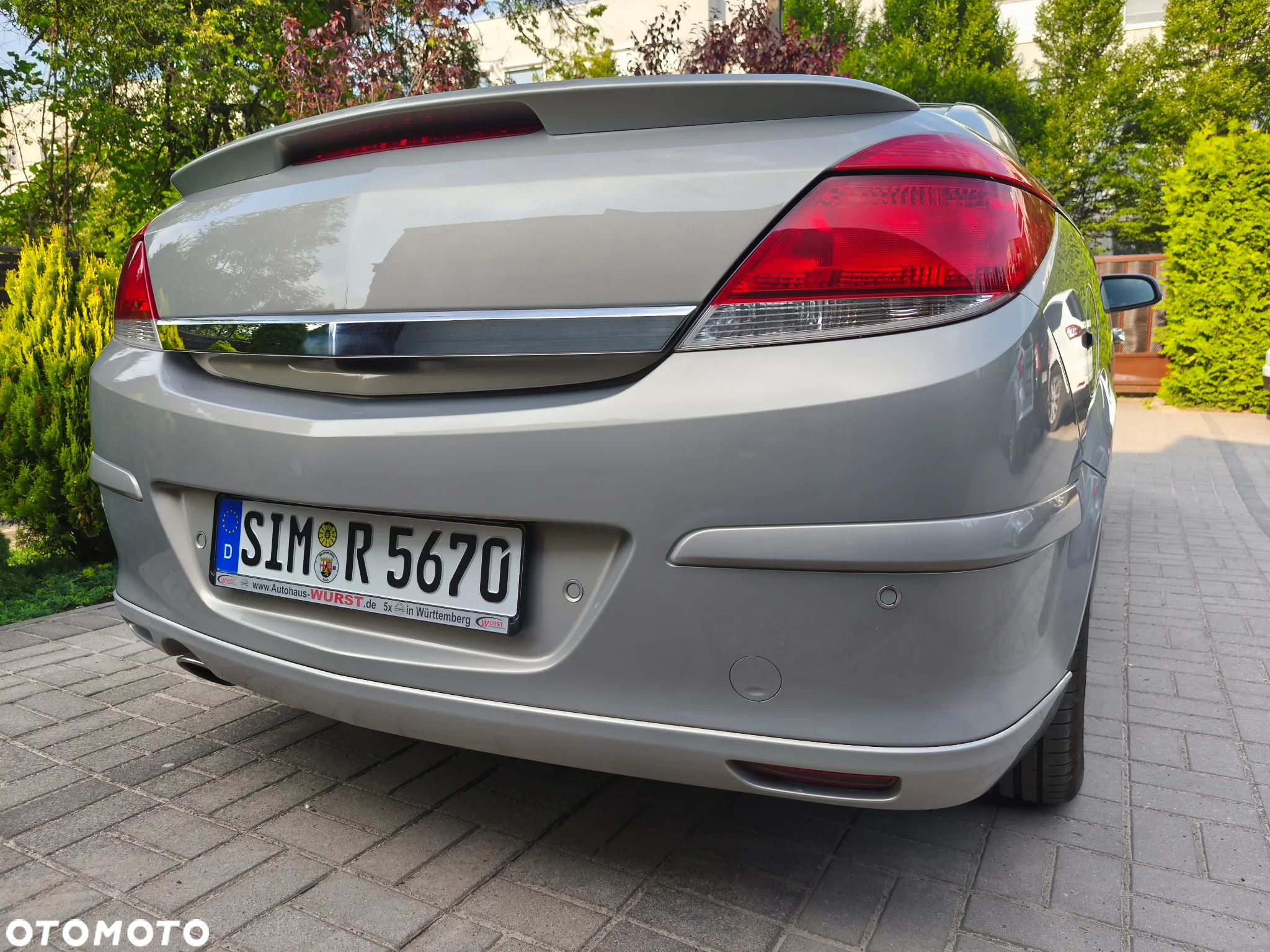 Opel Astra Twin Top 2.0 Turbo Cosmo - 10