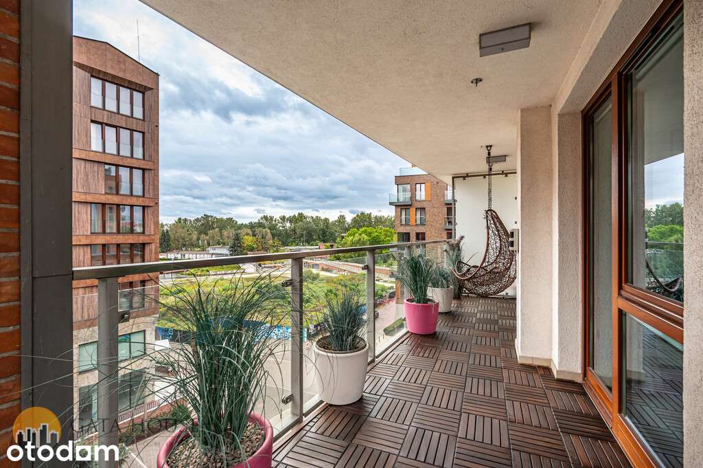 Nowoczesny loft, taras 40 m2, PORT PRASKI