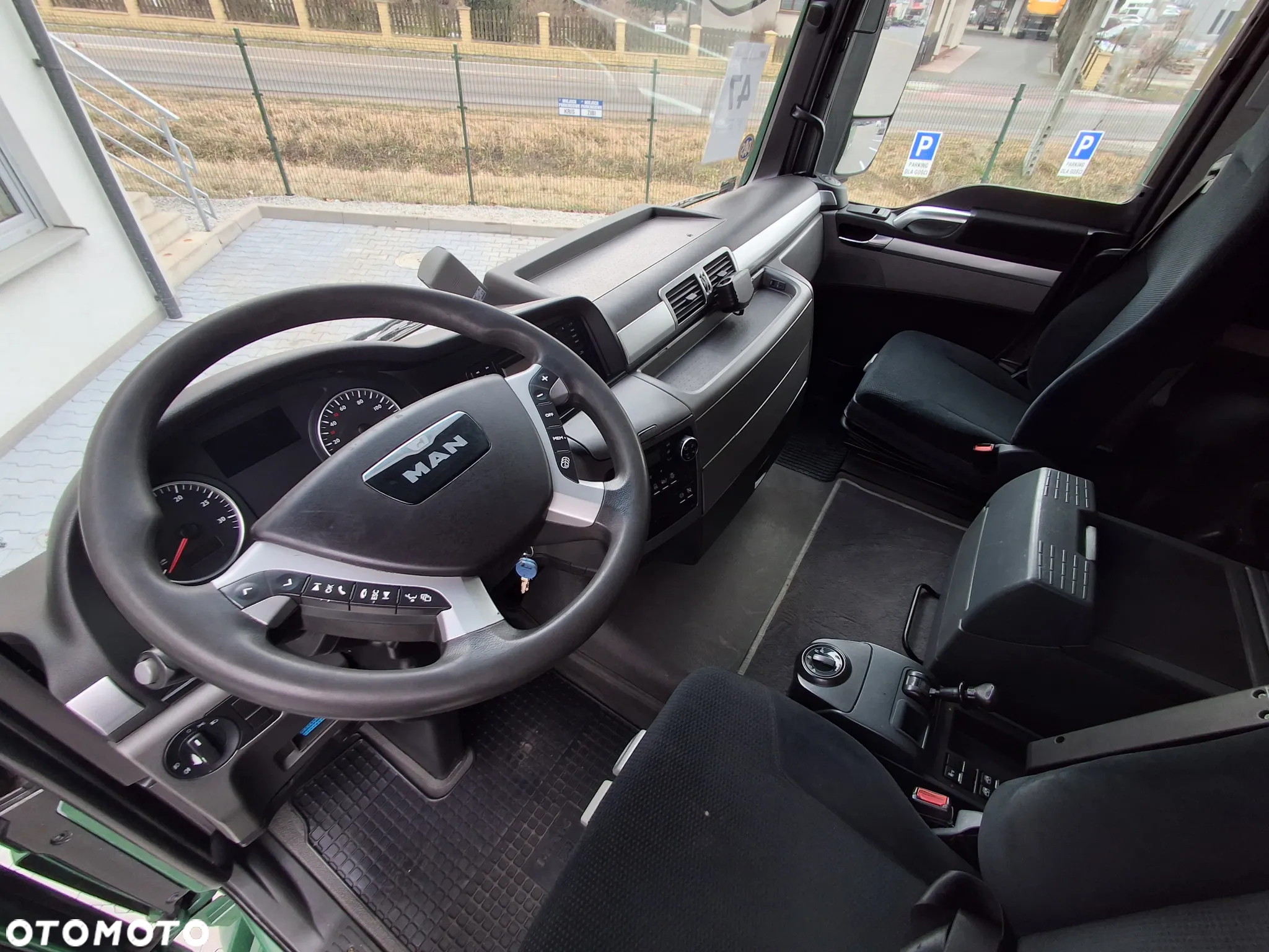 MAN TGX 18.440 XL Low Deck - 6