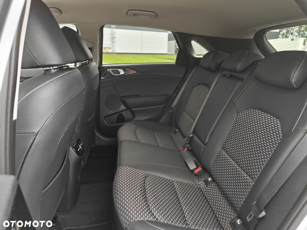 Kia Ceed 1.5 T-GDI Tribute DCT - 10