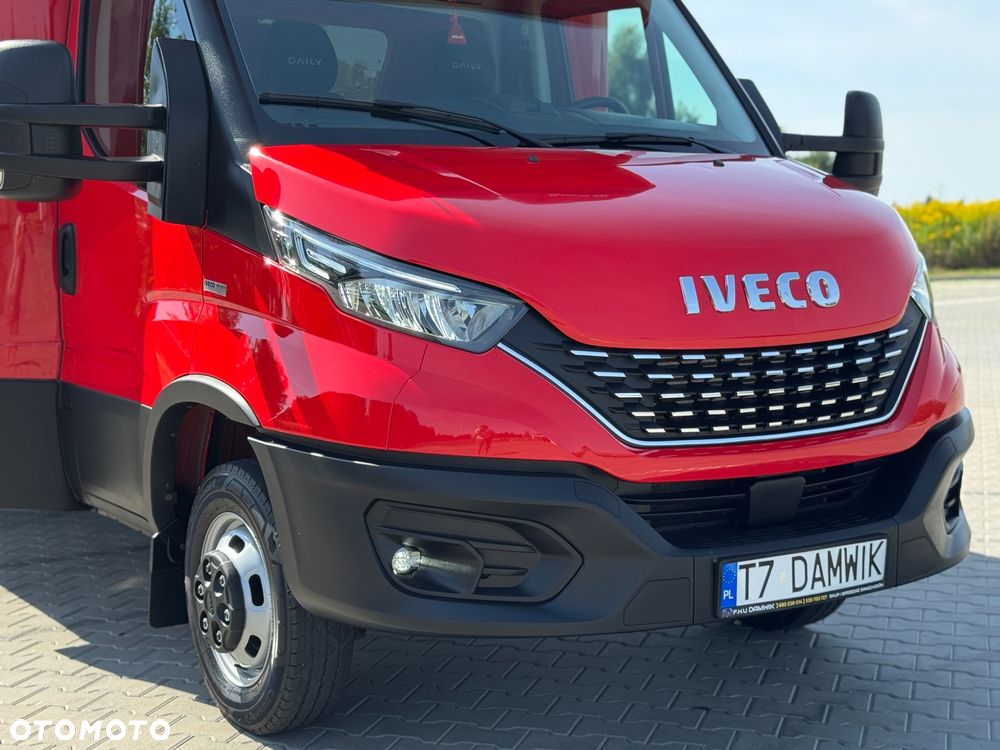 Iveco Daily 2022r‼️50C18‼️3.0 Plandeka 12 Palet 2x Firanka‼️Wysokość rampowa Full LED na bliźniaku Salon Polska Poduszki Pneumatyczne 5,12x2,5x2,35 z tyłu drzwi Spojkar 3.5T - 14
