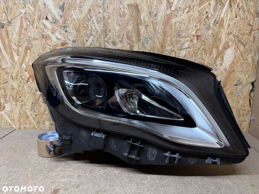 MERCEDES GLA 156 X156 LIFT LAMPA PRAWA PRZÓD PRZEDNIA REFLEKTOR LED A1569067000