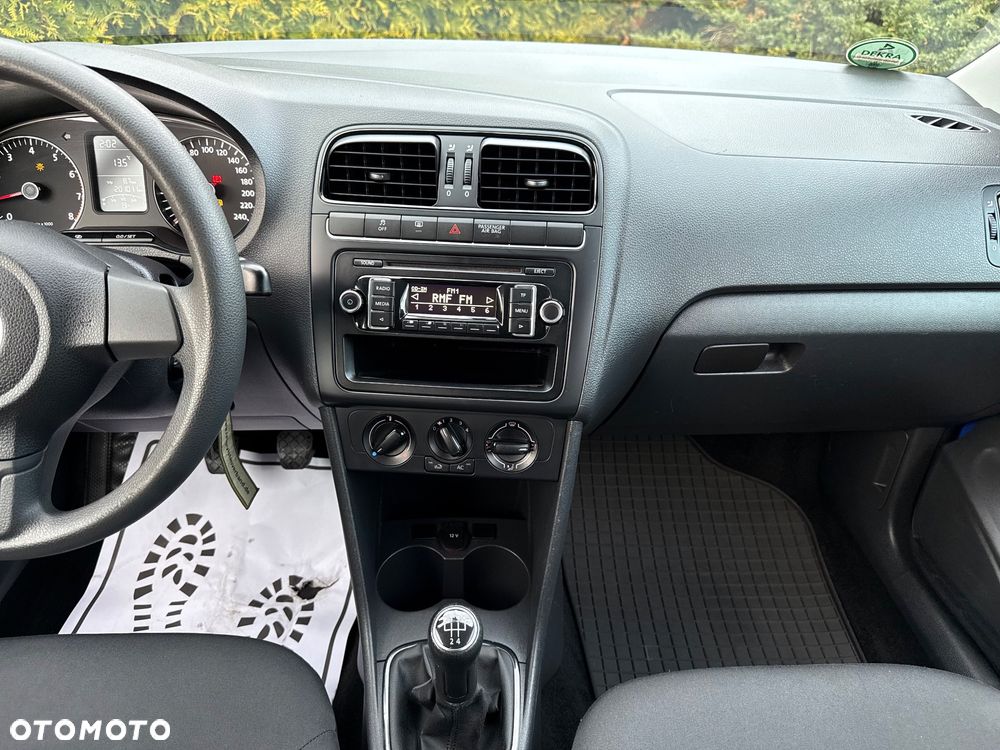 Volkswagen Polo 1.2 Comfortline - 27