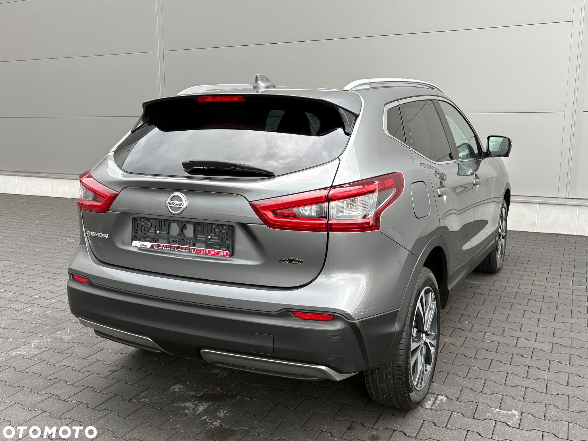 Nissan Qashqai 1.6 dCi Xtronic TEKNA - 7