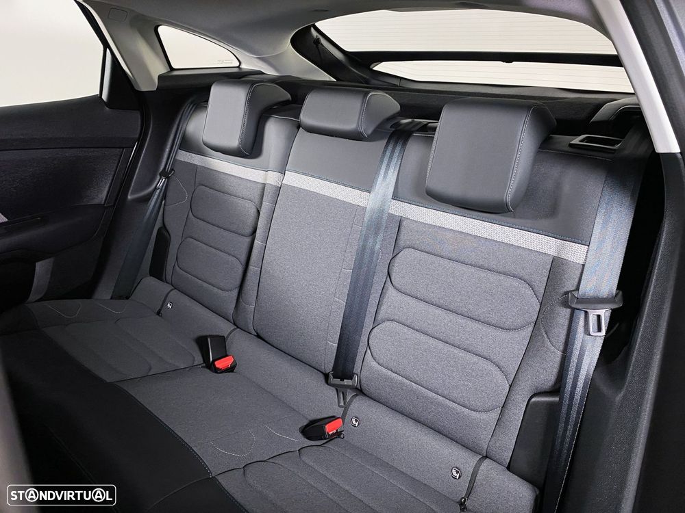 Citroën C4 PureTech 130 Stop&Start PLUS - 19