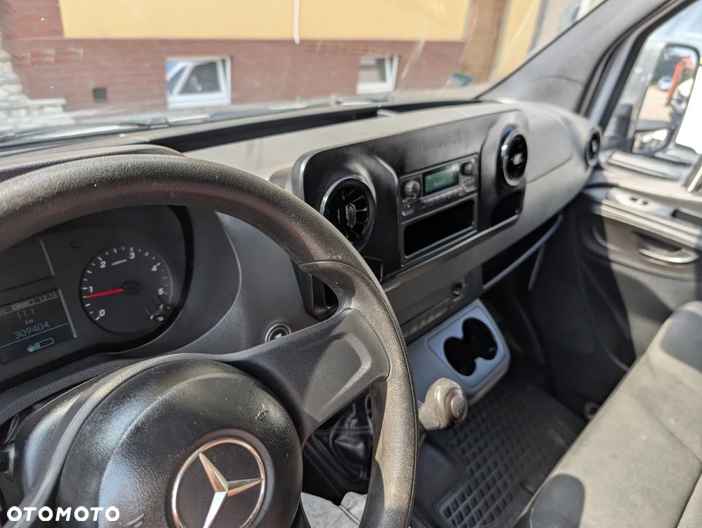 Mercedes-Benz Sprinter 311 - 9