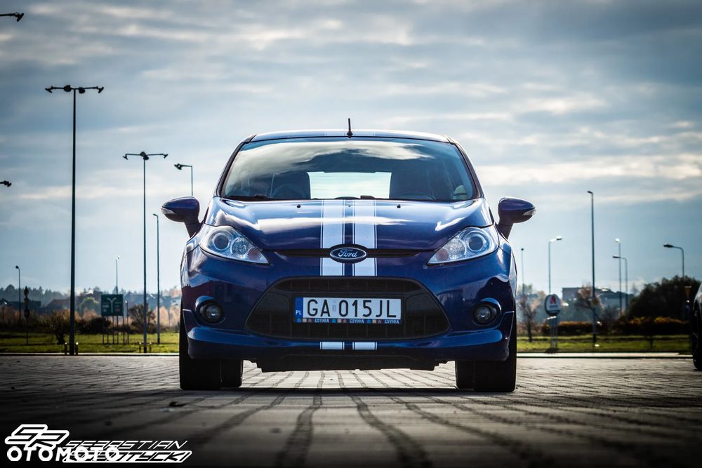 Ford Fiesta 1.6 Ti-VCT Sport - 2