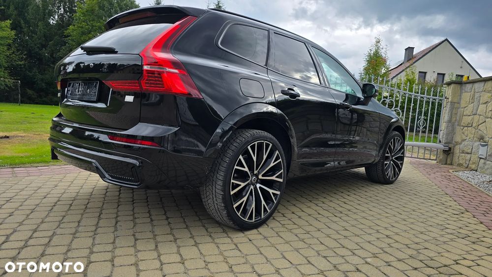 Volvo XC 60 T6 Plug-In Hybrid AWD Ultra Dark - 7