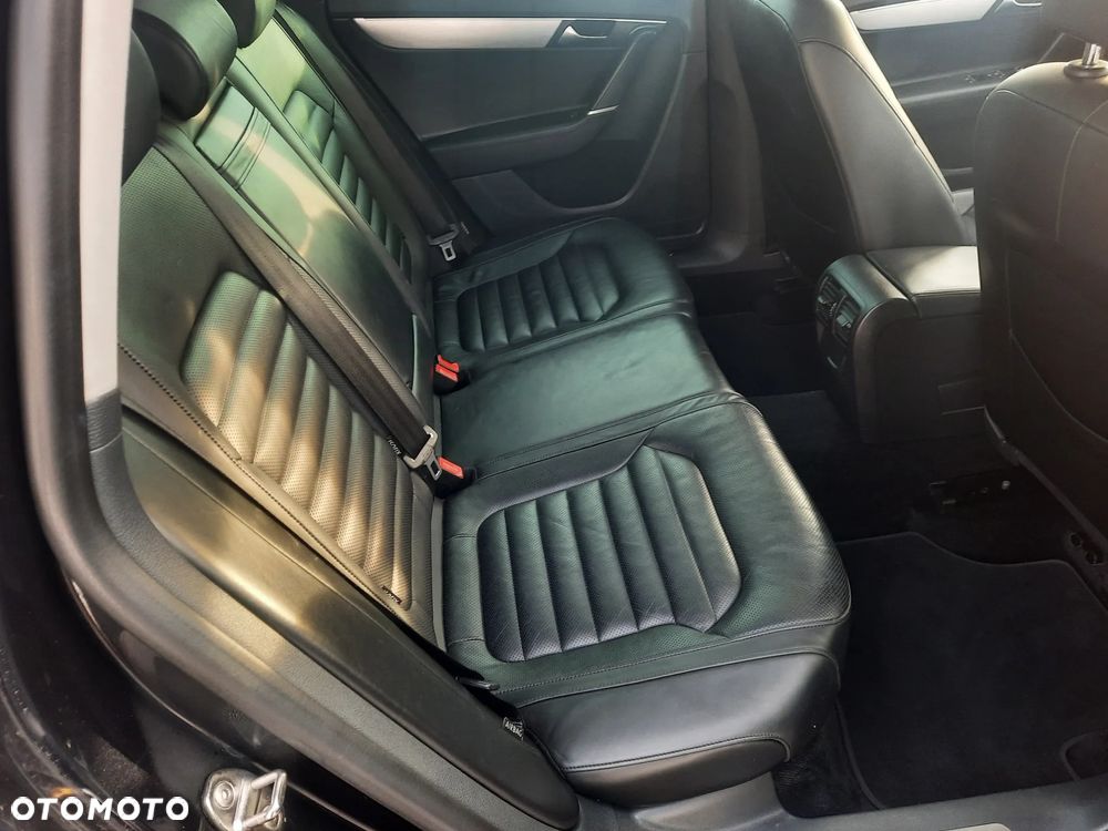 Volkswagen Passat 2.0 TDI DSG BlueMotion Technology Highline - 15
