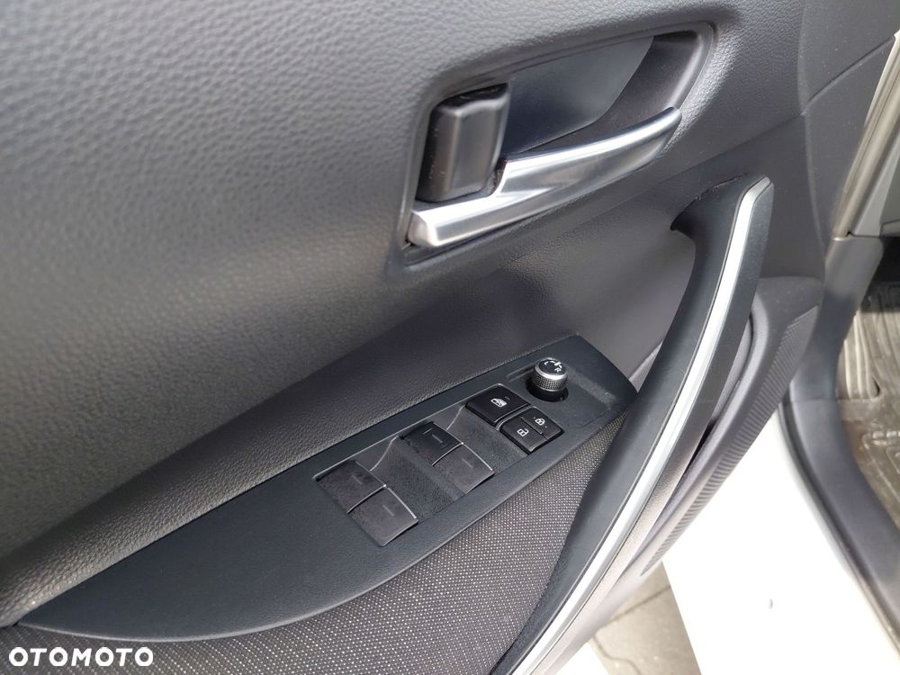 Toyota Corolla 1.8 Hybrid Comfort - 20