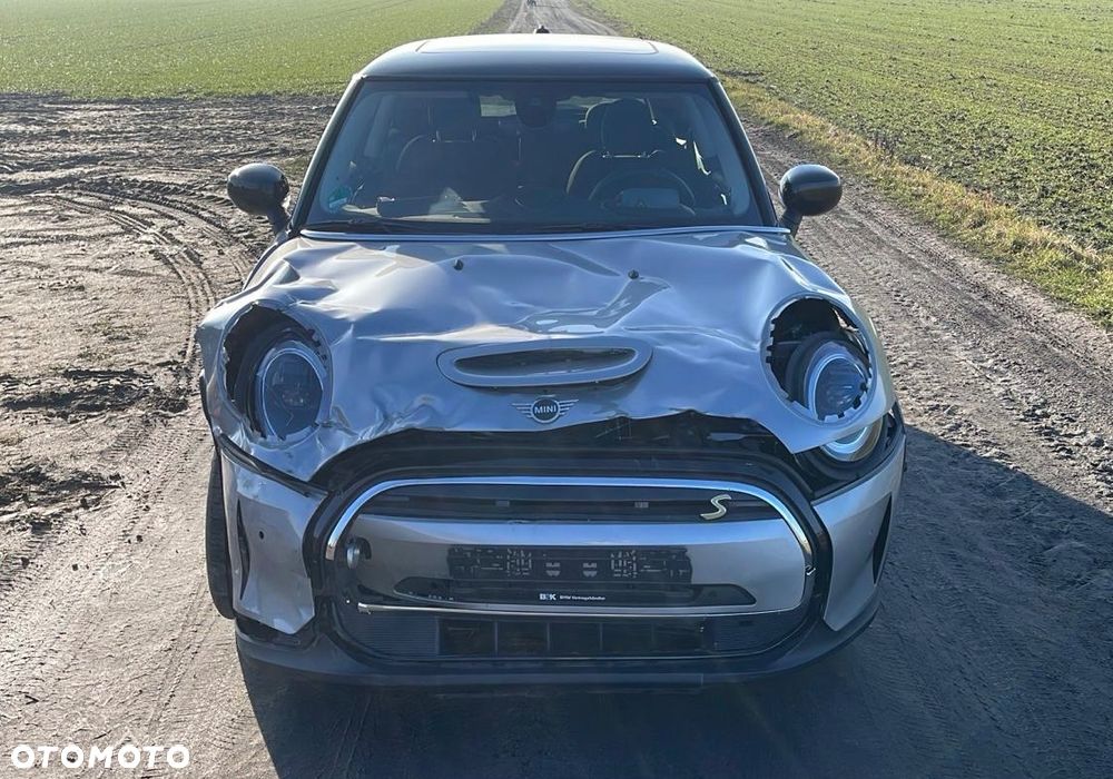 MINI Cooper SE Yours Trim - 3