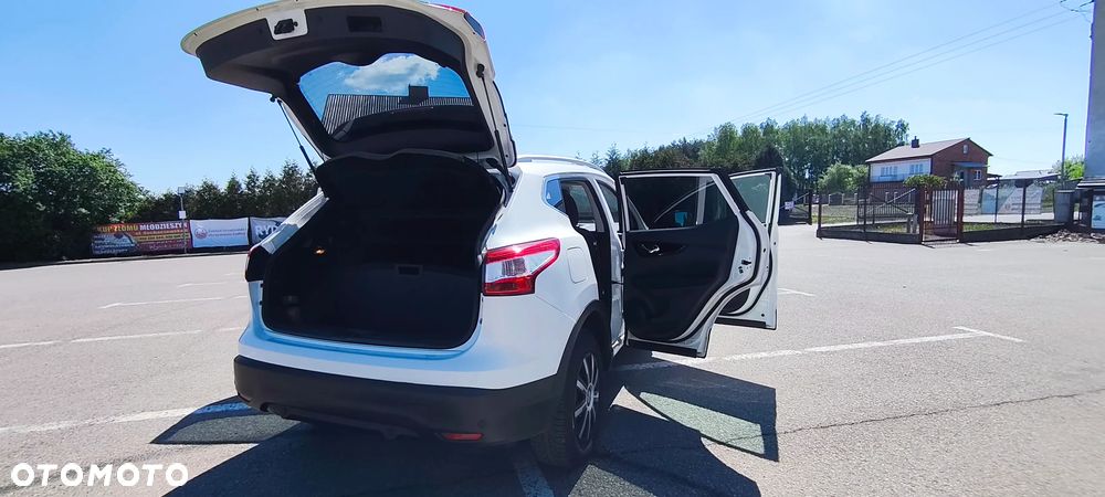 Nissan Qashqai 1.5 dCi Tekna EU6 - 18