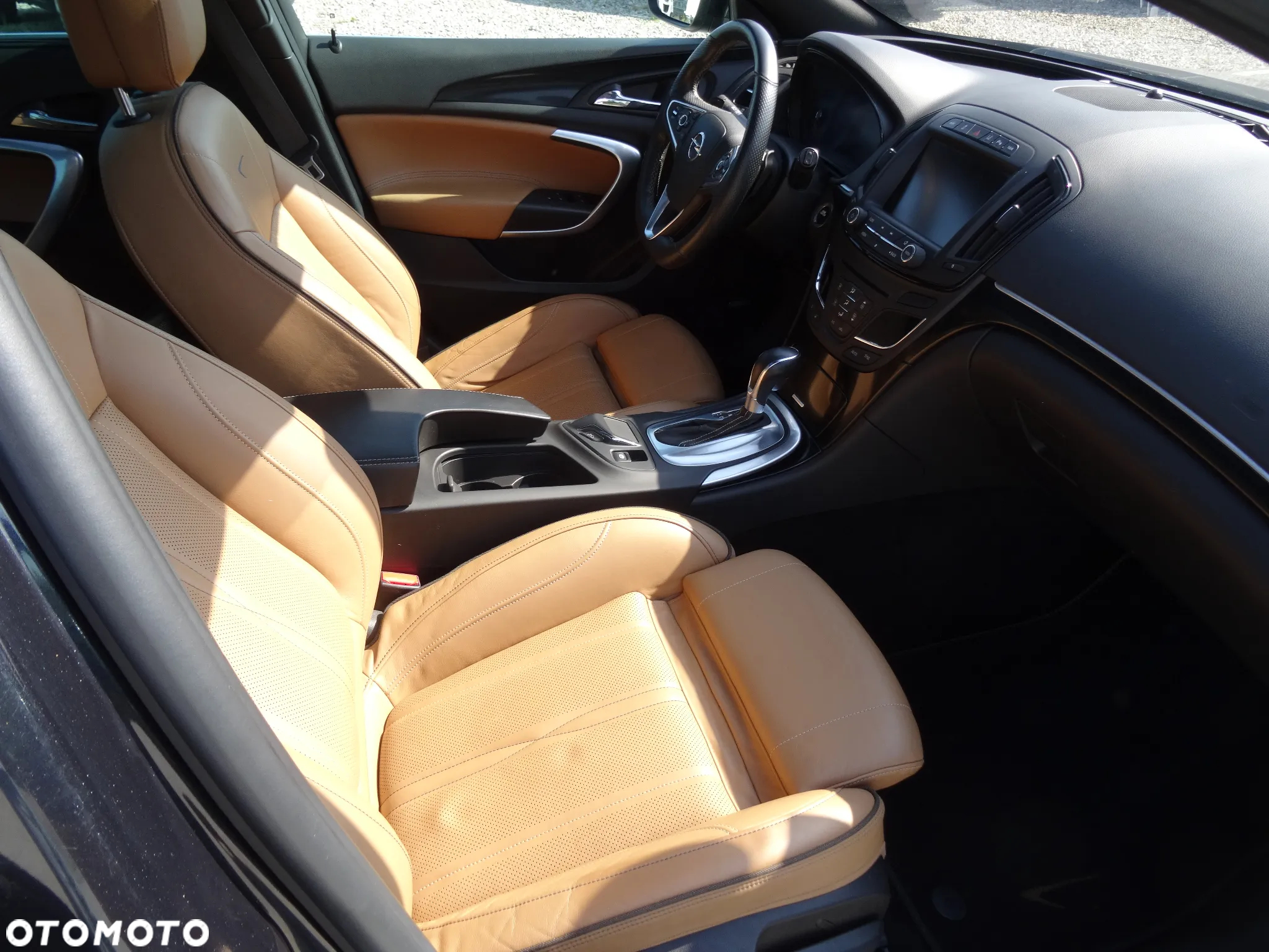 Opel Insignia 2.0 BiTurbo CDTI 4x4 Business Innovation - 16