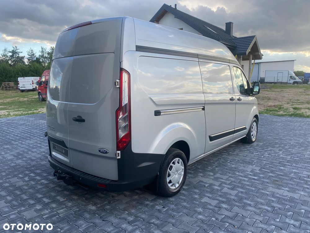 Ford TRANSIT CUSTOM - 8