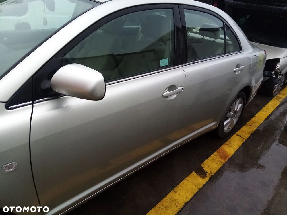 TOYOTA AVENSIS T25 2.0 VVT-i  03-06   OSŁONA PRZECIWSŁONECZNA PRAWA LEWA - 10