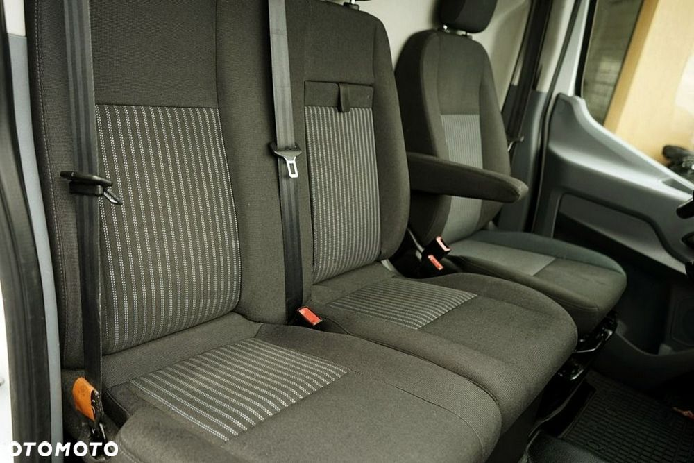 Ford Transit - 18