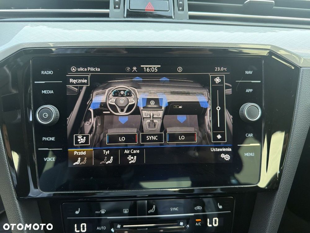 Volkswagen Passat 2.0 TSI Business DSG - 23