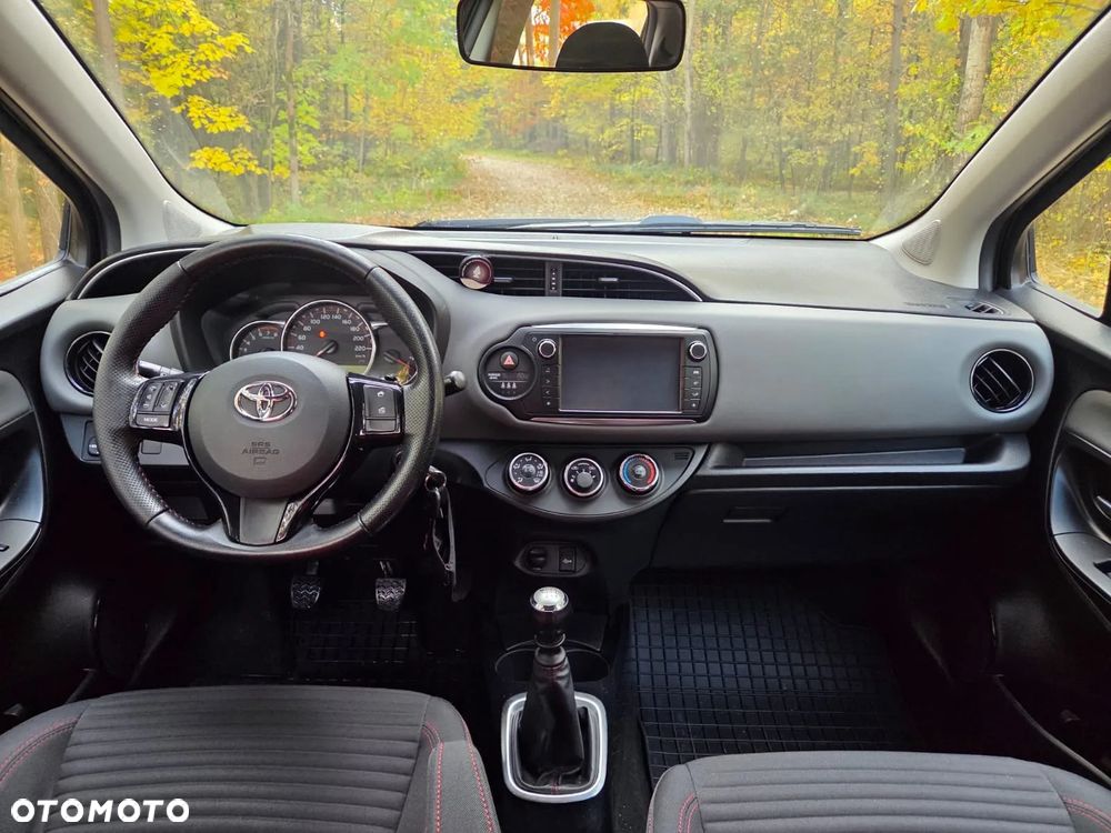 Toyota Yaris 1.33 Prestige - 11