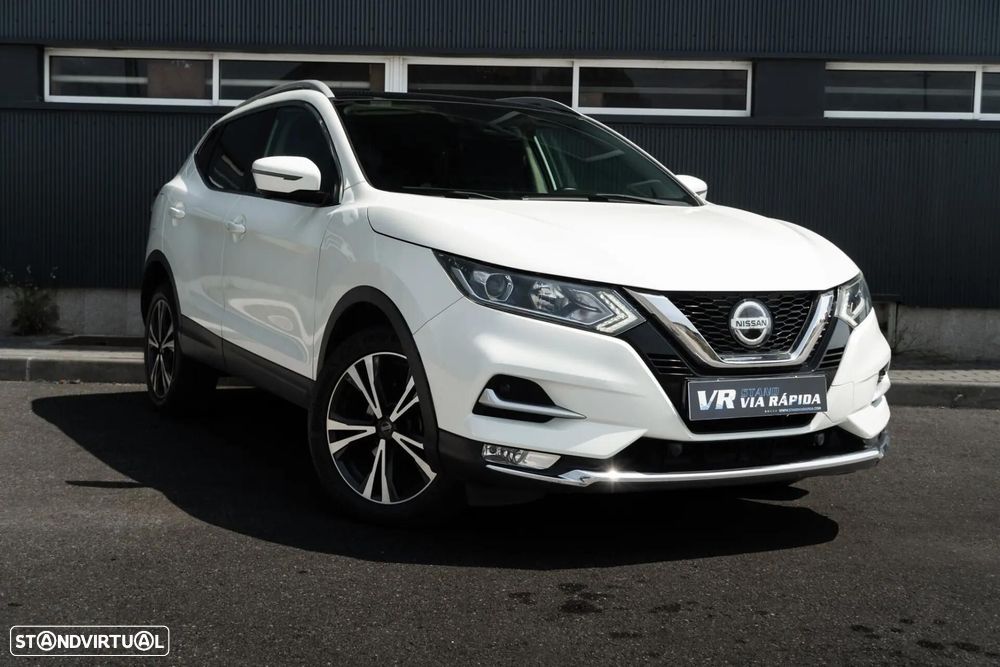 Nissan Qashqai 1.5 dCi N-Connecta J18 - 4
