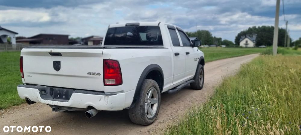Dodge RAM 1500 5.7 4x4 - 7
