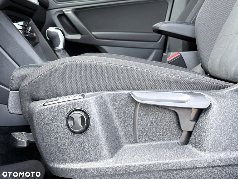 Volkswagen Tiguan 2.0 TSI 4Mot Elegance DSG - 30