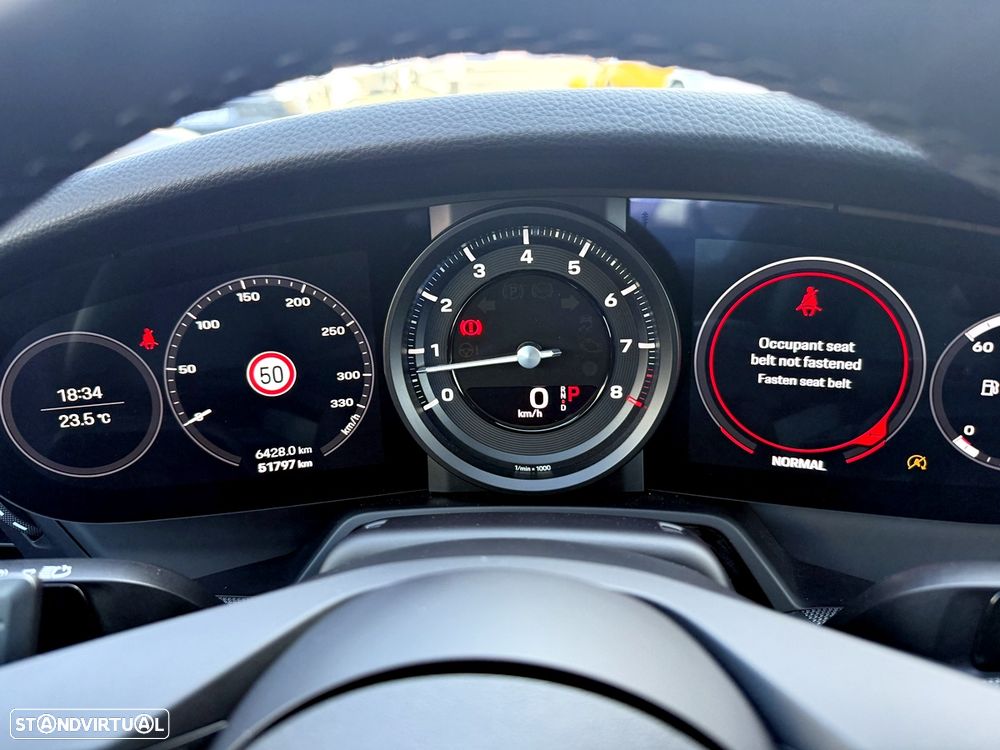 Porsche 911 (992) Carrera PDK - 18
