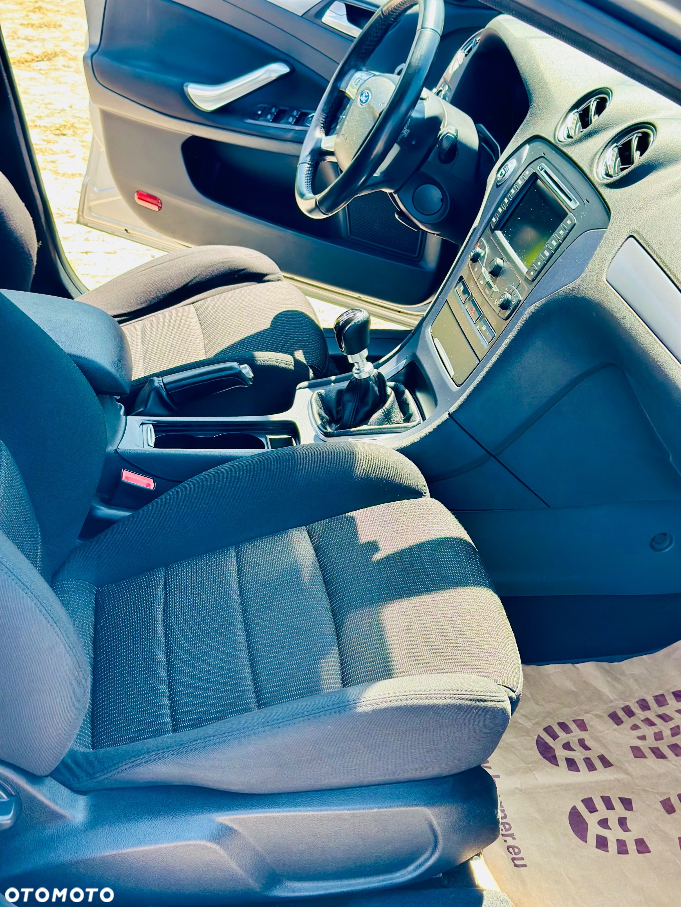 Ford Mondeo 1.6 TDCi Platinium X Plus (Titanium) - 23