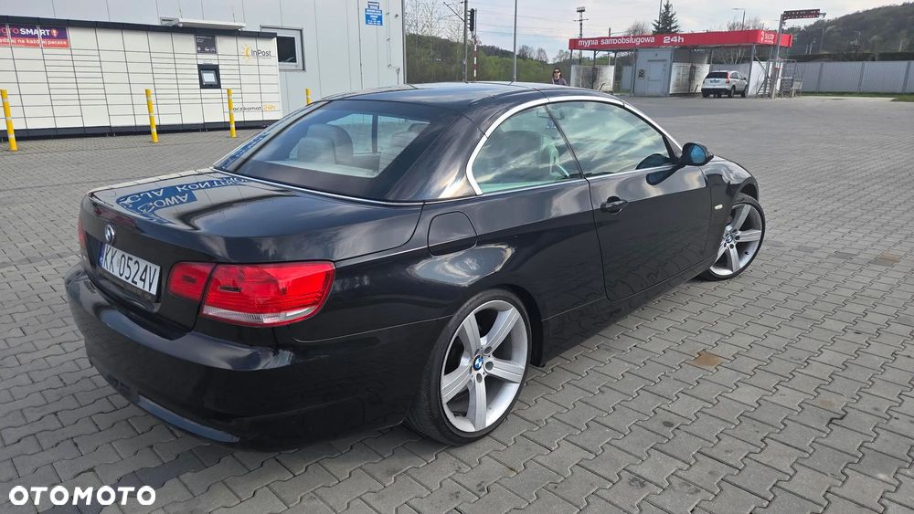 BMW Seria 3 320i - 5